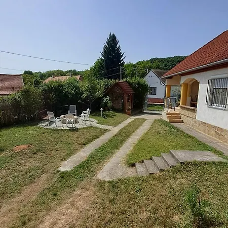 Mecseki Farkasvar Case de vacanță Magyarhertelend