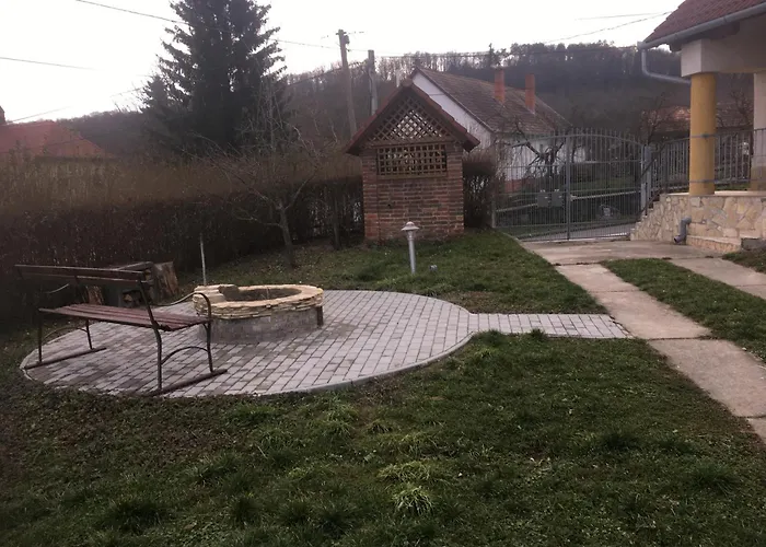 Mecseki Farkasvar *